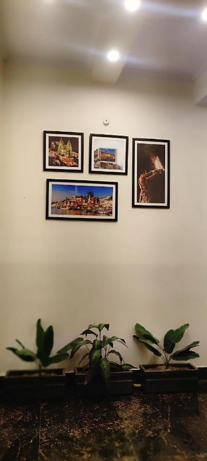 Bhagyashree Guest House 2 Km To Vishwanath Temple, Ganga Ghat Parking Available พาราณสี ภายนอก รูปภาพ